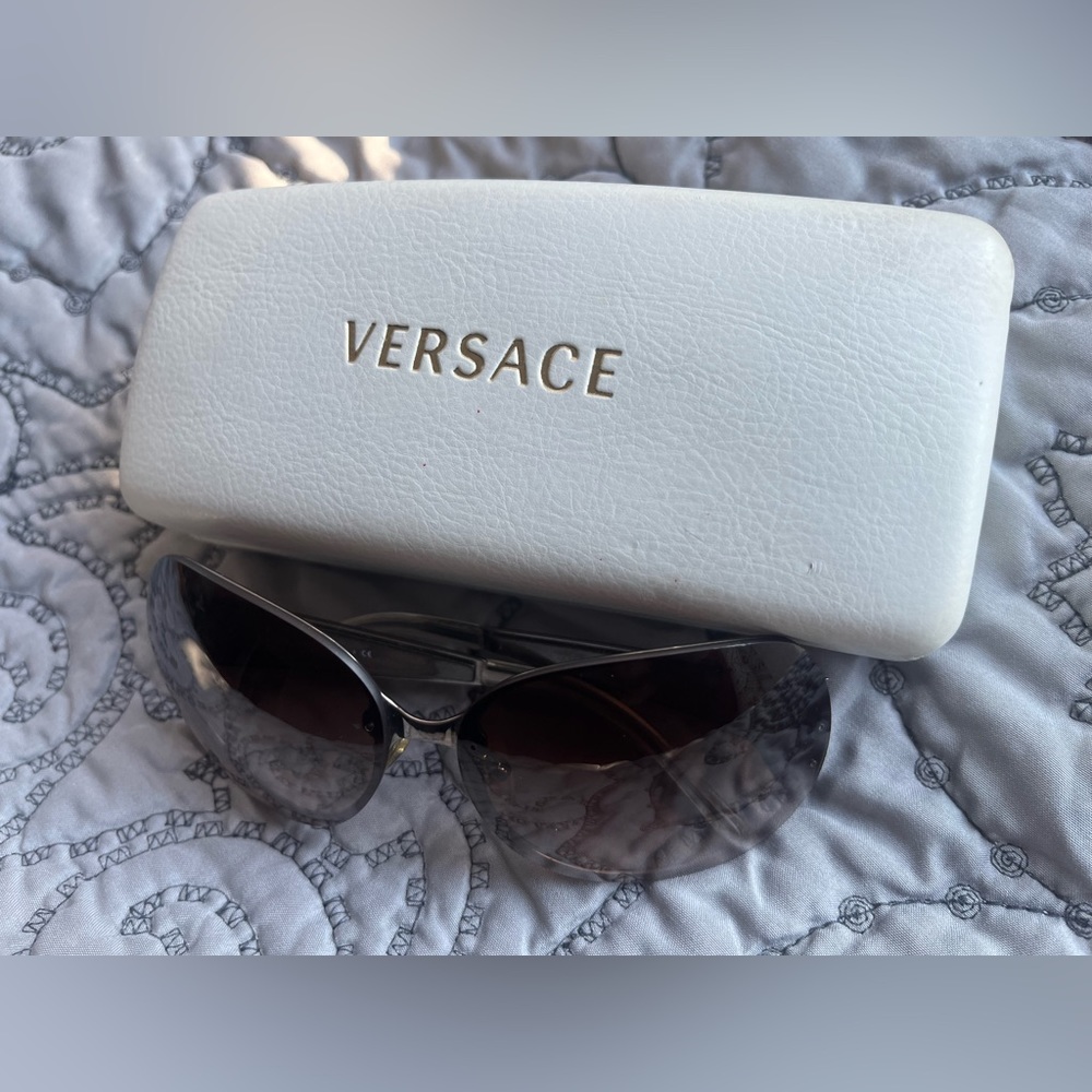 VERSACE Made in Italy Sunglasses - Picture 12 of 16